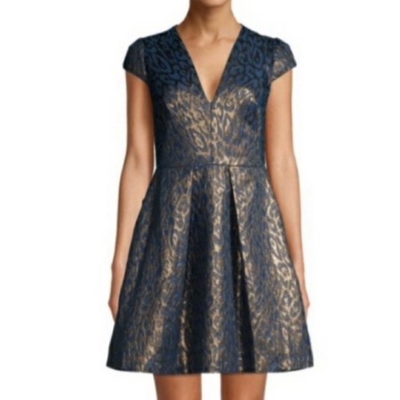 Vince Camuto Jacquard Cap Sleeve Fit and Flare in Navy and Gold Animal Print - Picture 2 of 14